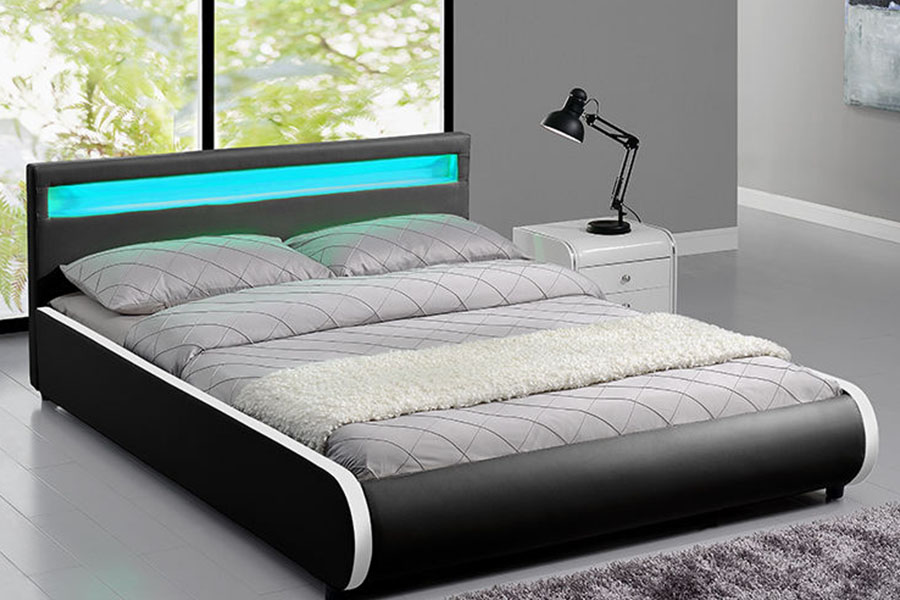 Giường bọc gỗ nguyên khối bằng da PU đôi 1125-1